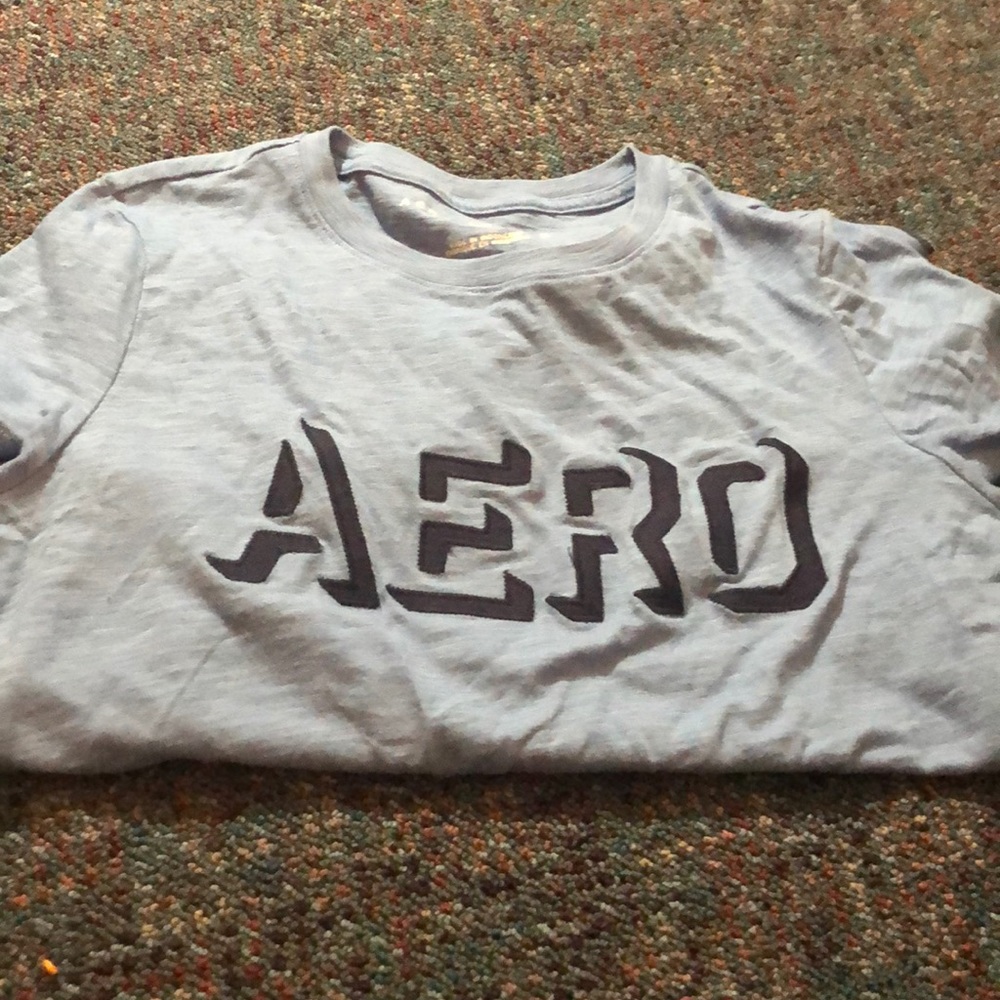 blue Aeropostale t shirt